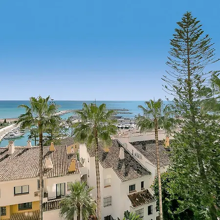 J95 Cabopino Apartment Marbella